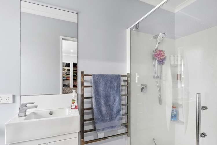 11 Robertson Mill Place Rai Valley_13