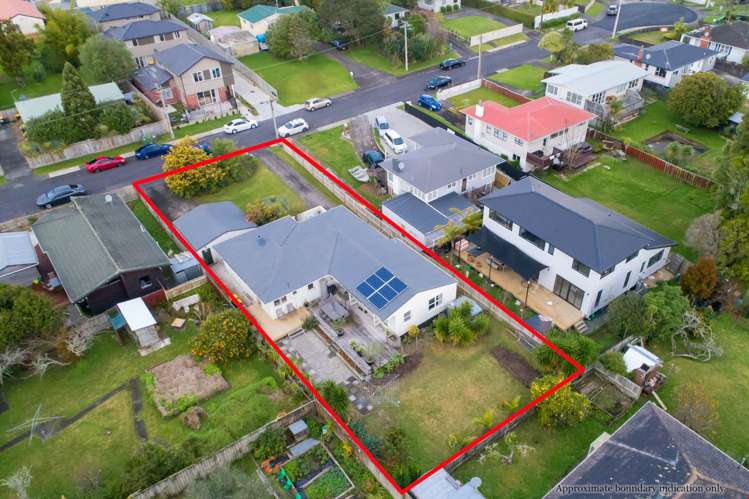 1 Edgerton Road Te Atatu Peninsula_21