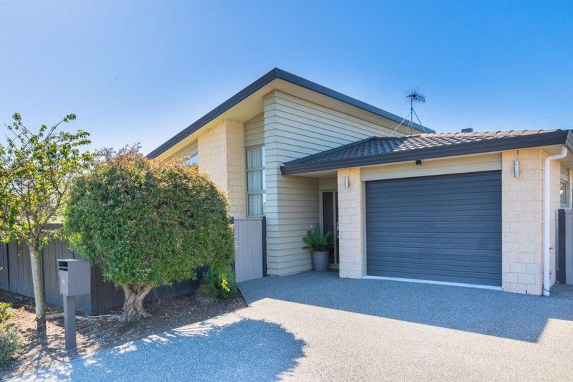 4B Huia Road Raumati Beach_0