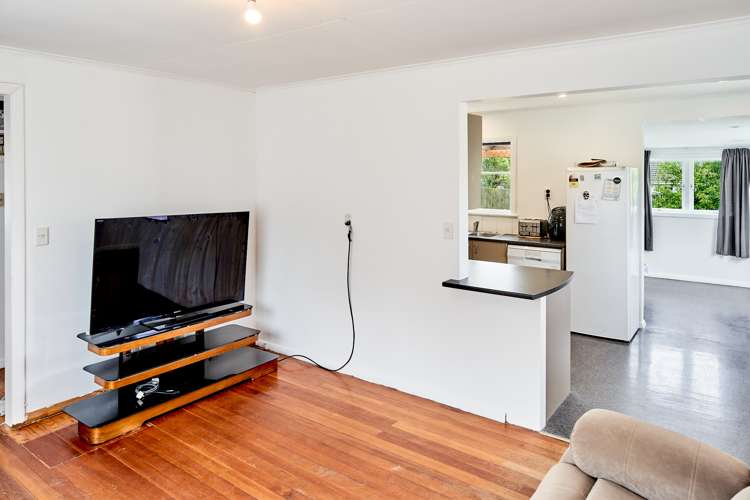 9 Bledisloe Crescent Wainuiomata_3