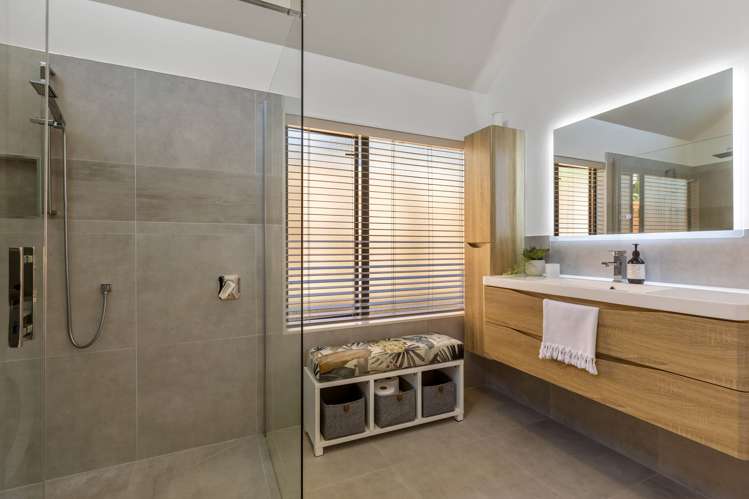 24 Miami Avenue Surfdale_13