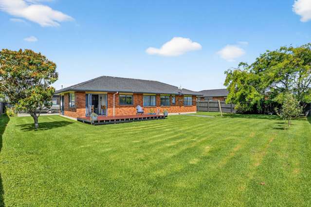 23 Raabia Close, Parakai Helensville_2