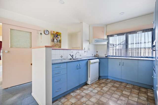 9 Raumati Crescent Onerahi_2
