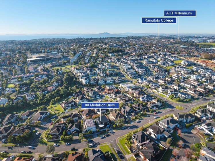 80 Medallion Drive Oteha_32