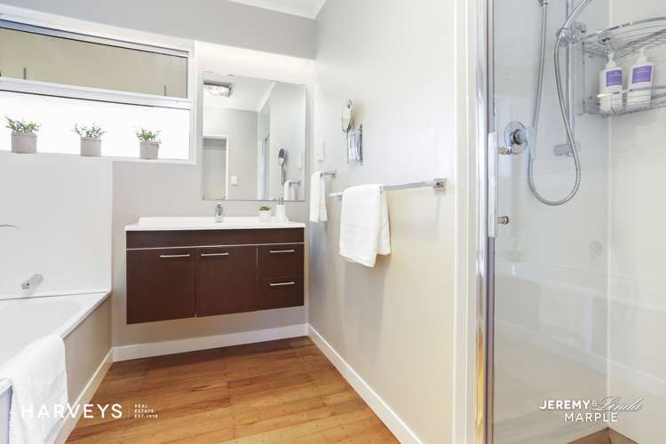 21 Nandana Drive Glen Eden_13