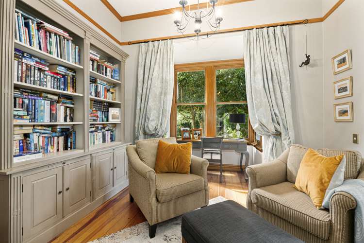 2 Barton Road Heretaunga_10