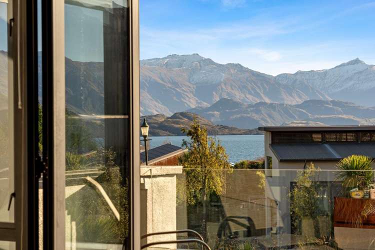 8 Penrith Park Drive Wanaka_11