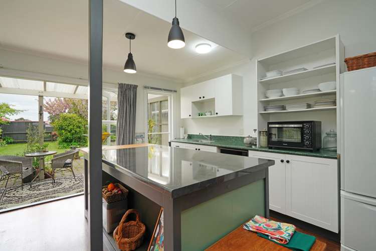 6 Delhi Street Riverton_2