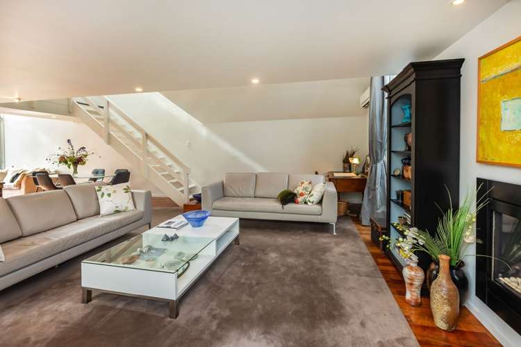 74 Office Road Merivale_16