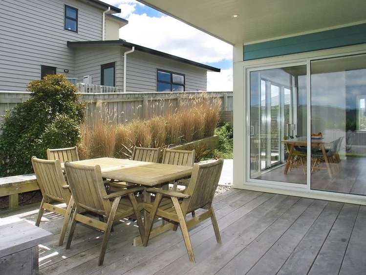 129 Te Puia Drive Aotea_23