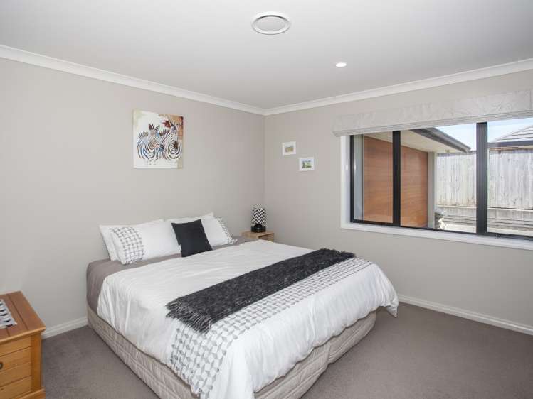 18 Johnstone Drive Fitzherbert_10