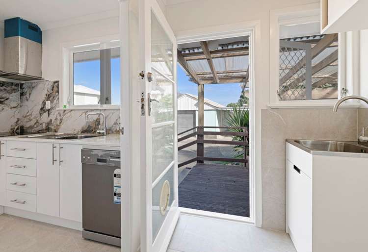 14 Tairere Crescent Rosehill_10