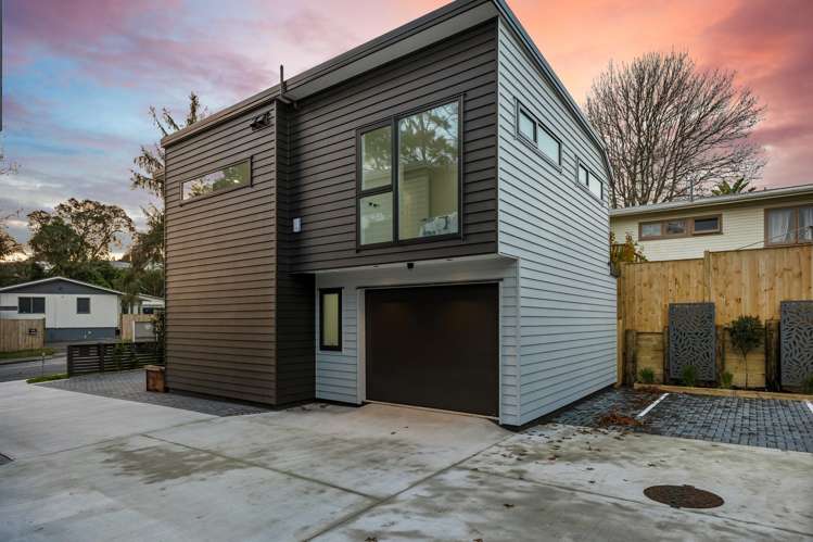 26 Crompton Road Massey_16