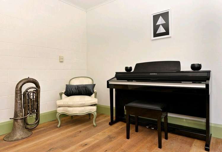 214 Golf Road Titirangi_14