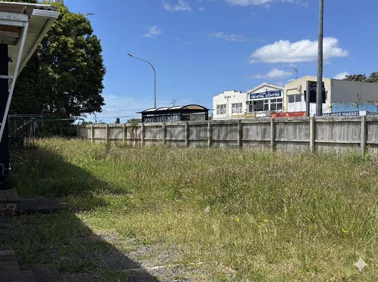 1215 Dominion Road Mount Roskill_11