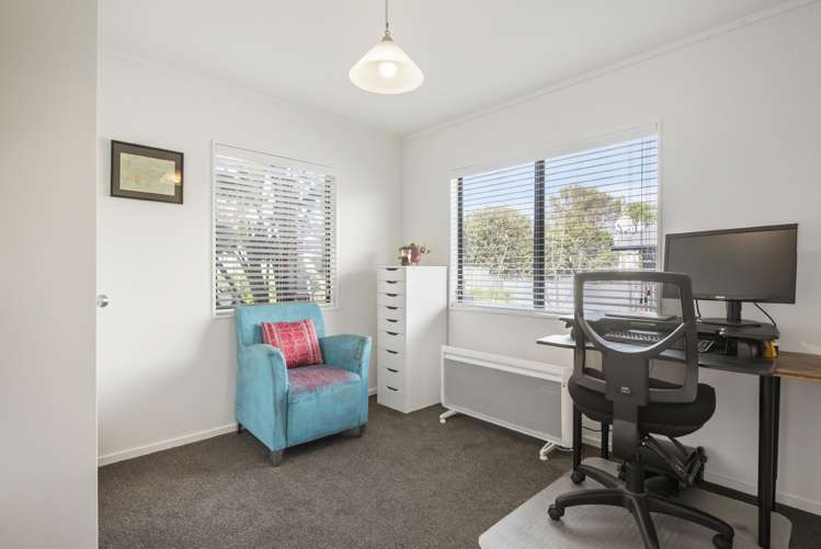 2/17 Drome View Place Beach Haven_12