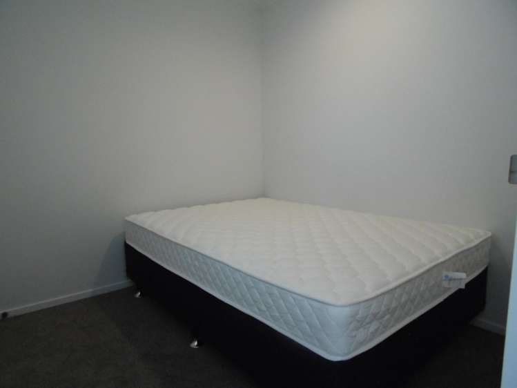 13E/34 Kingston Street 10015_6