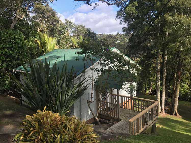 136 Victory Road Laingholm_0