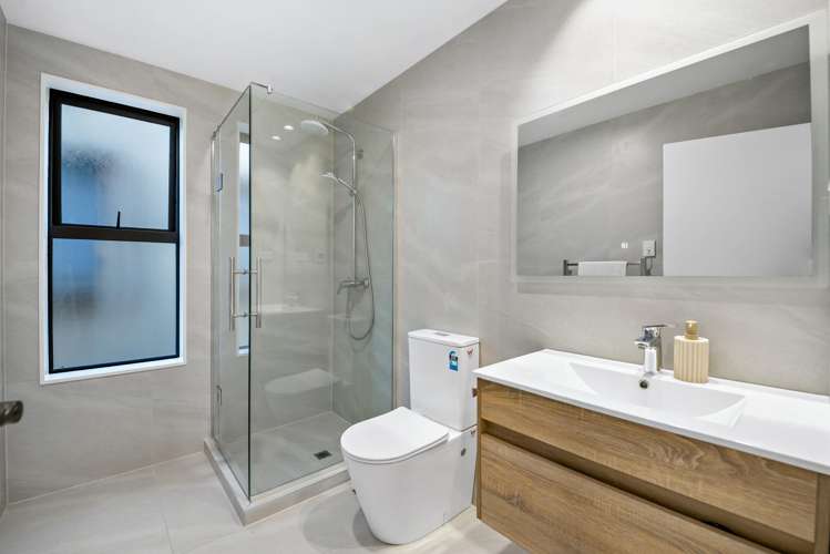 44 Glidepath Road Hobsonville_16