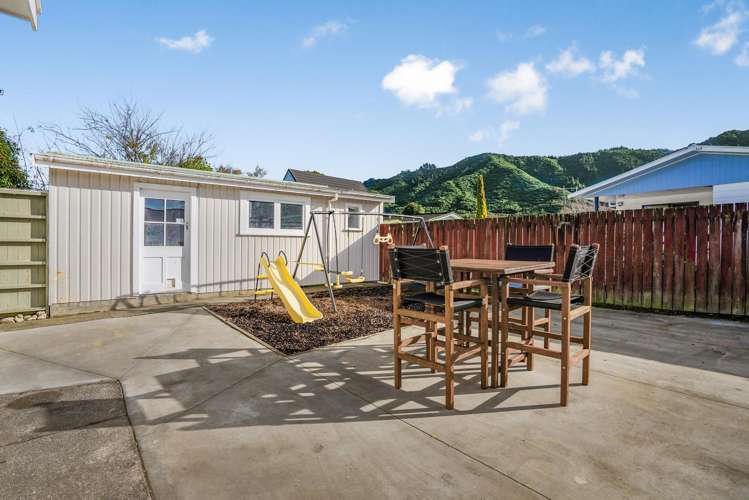 19 California Drive Totara Park_16