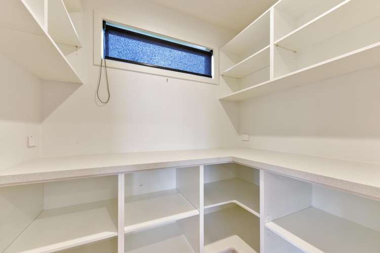 10 Sabine Drive Richmond_14