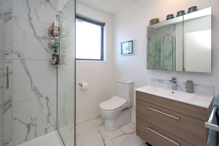 2/25 Hargest Crescent Sydenham_10