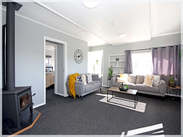 2 Watchorn Place Foxton Beach_10