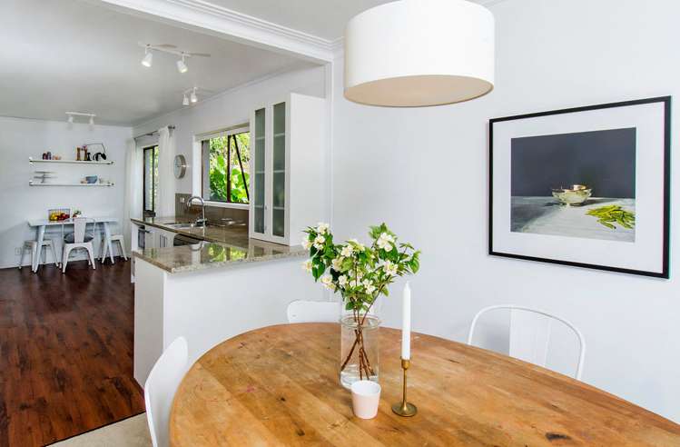 35 Mcmillan Place Mellons Bay_11