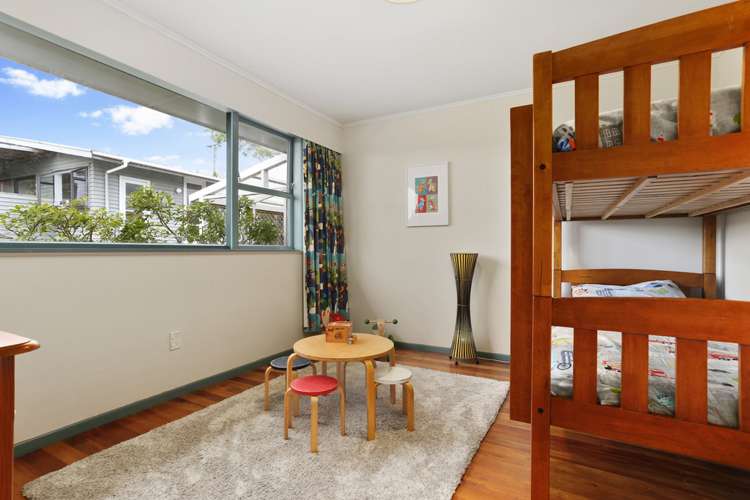 253 Glengarry Road Glen Eden_9