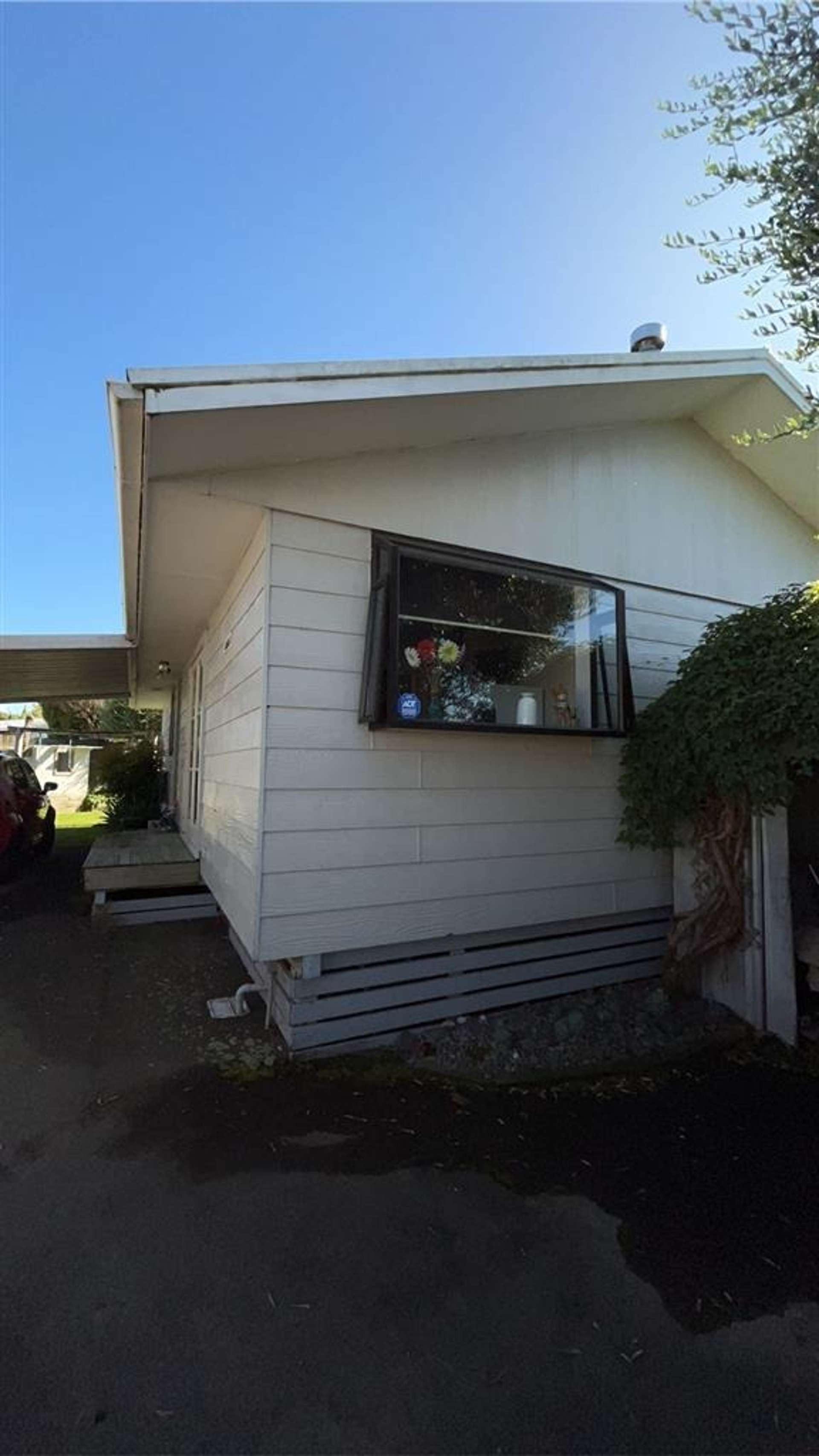 176 Acacia Bay Road 1045_0