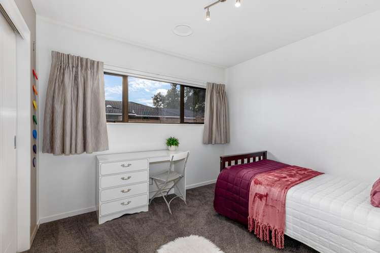7 King Charles Drive Kingsley Heights_25