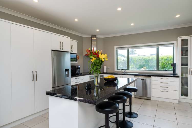 1 Hunter Drive Awatoto_8