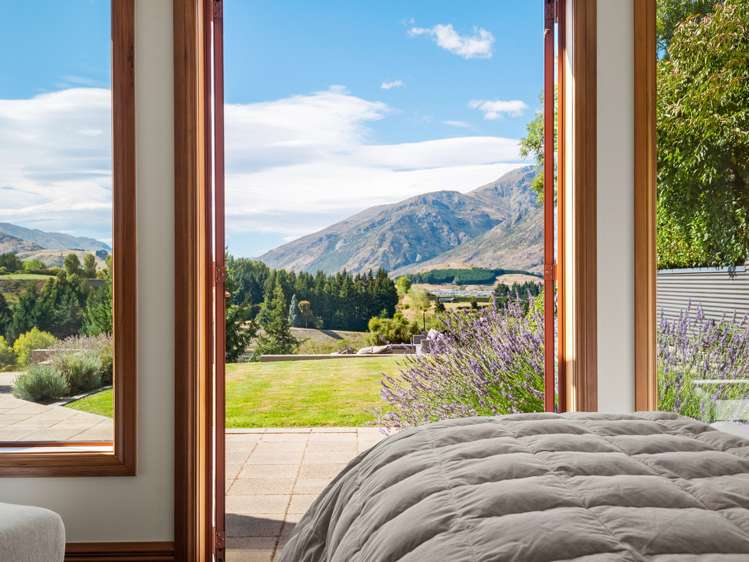 9 Sledmere Drive Lower Shotover_5