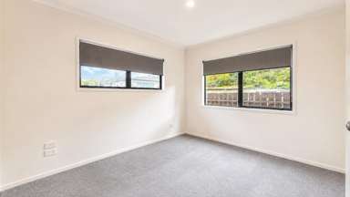 32A Freyberg Crescent_4