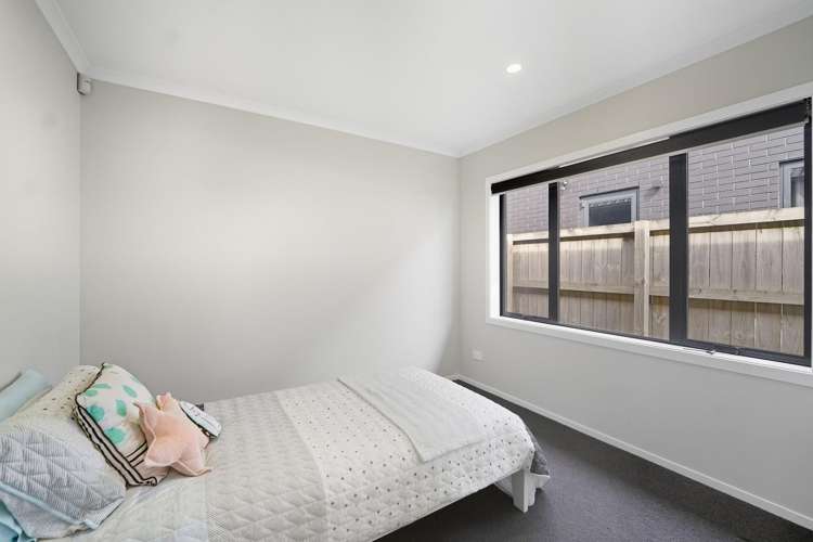 Unit 1/11 Mana Drive Baverstock_8