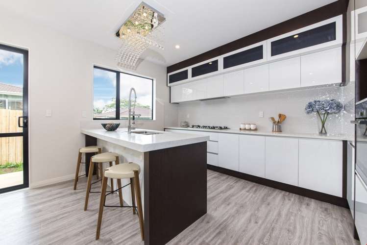 8 Dalwhinnie Parade Highland Park_8