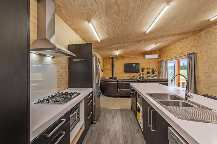 3856 South Eyre Road Oxford_11