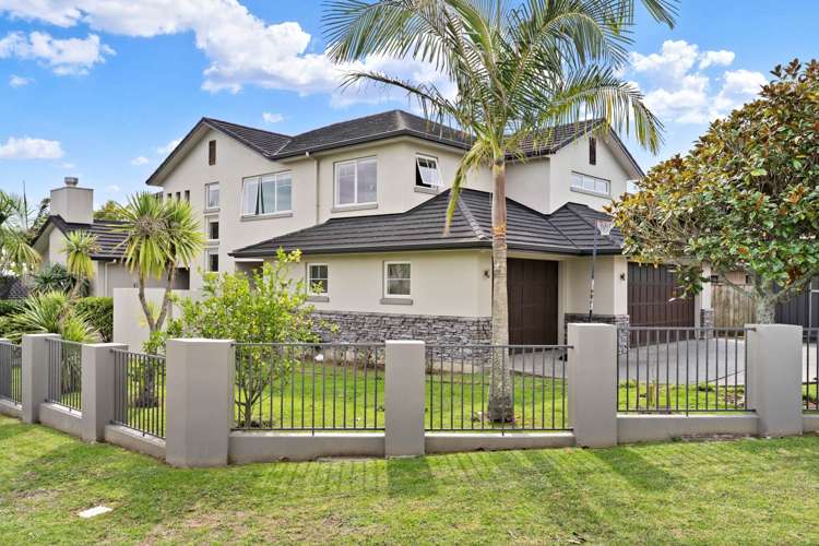 14 Armstrong Farm Drive East Tamaki Heights_1