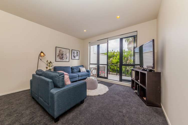 53/17 Lyon Avenue Mount Albert_3