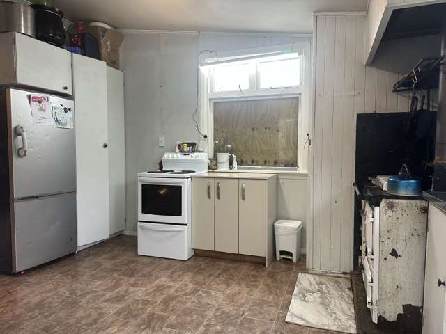 129 Hall Street Hokitika_3