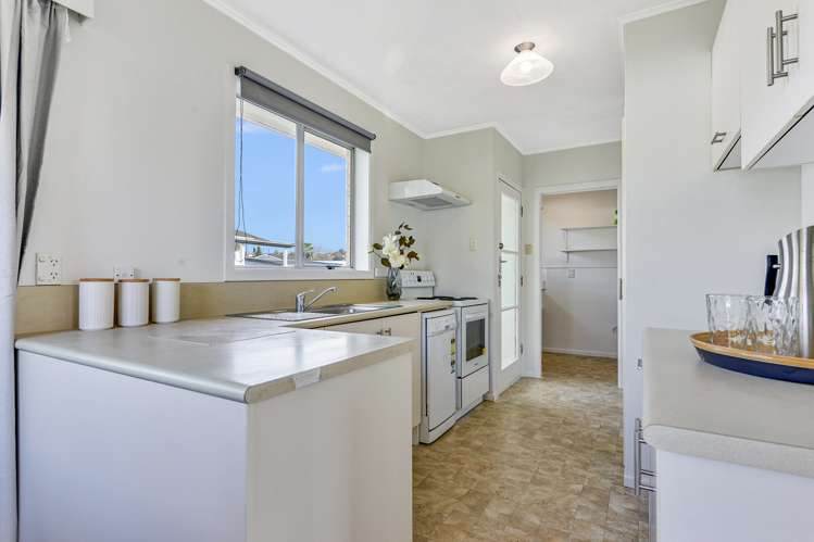 44 Dalton Crescent Dinsdale_14