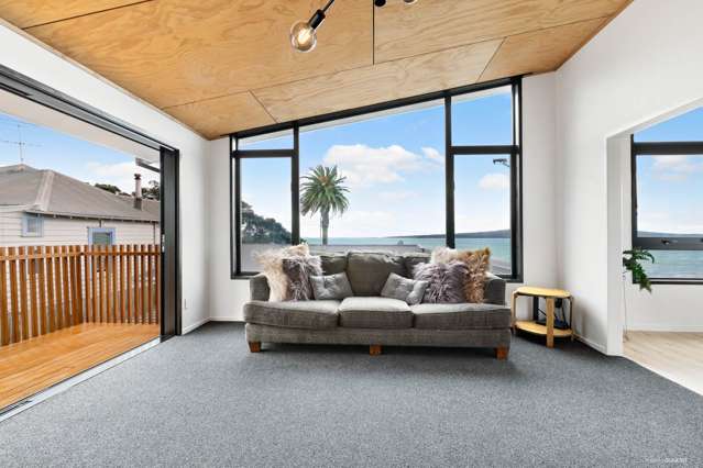 2/7 Old Lake Road Narrow Neck_4