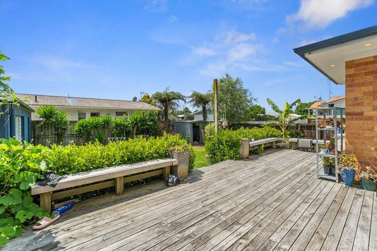 84 Saxbys Road Deanwell_12