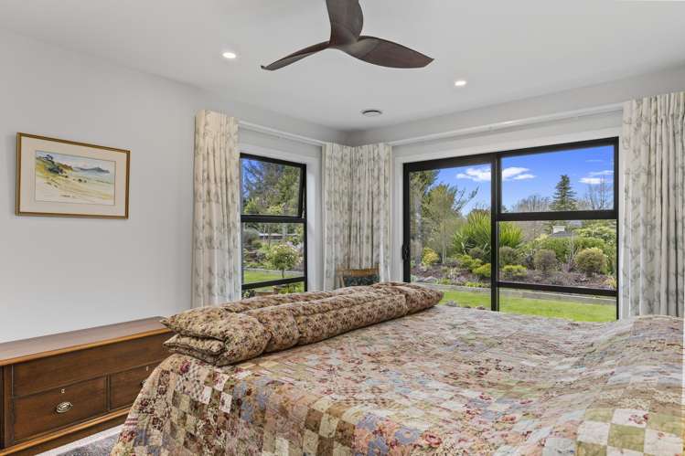 12 Sorrento Drive Rangatira Park_20