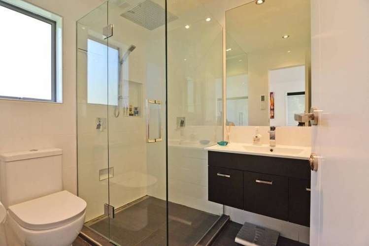 25 Tane Road Laingholm_16