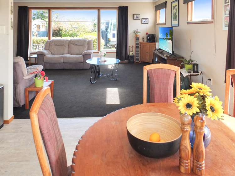 8a Edinburgh Terrace Foxton Beach_7