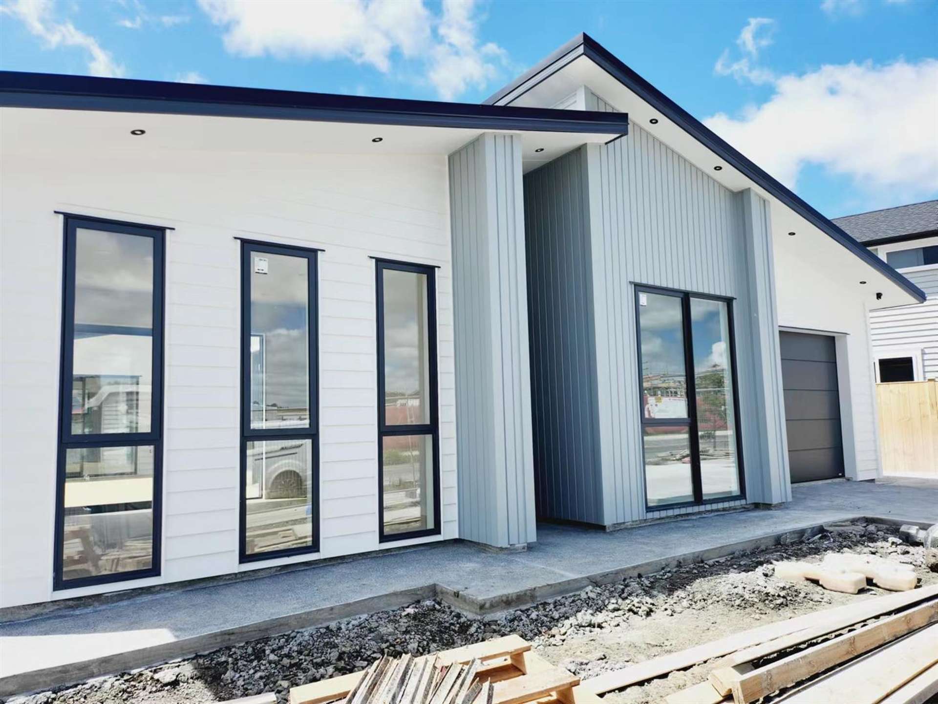 24 Spark Road Wainui_0