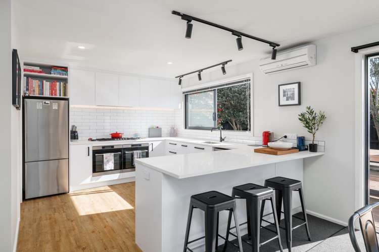 11 Ashbourne Street Burnside_1