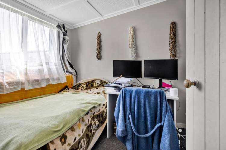 15 High Street Eltham_14