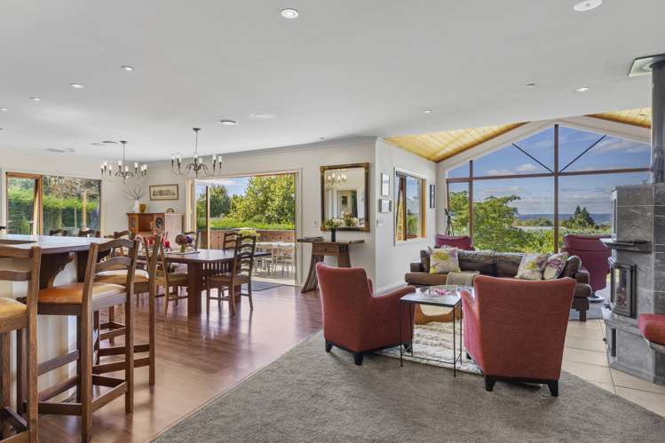 534 Gillespie Place Acacia Bay_10